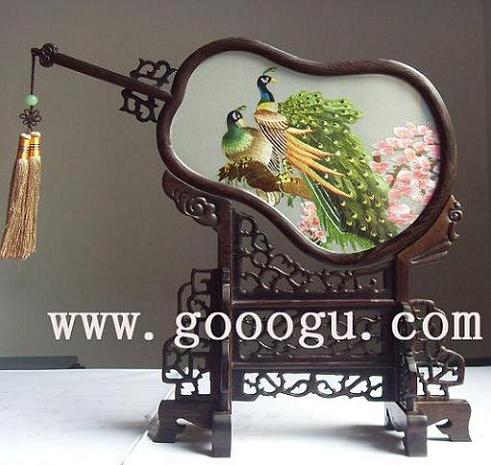 孔雀雙面繡，蘇繡孔雀圖案，手工刺繡精品